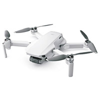 Mavic Mini設有多個版本，電量、重量及Wi-Fi發射制式稍有不同。<br>售價：$3,999起（b）