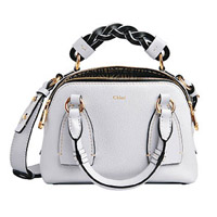 Chloé Small Daria Bag小牛皮手袋 $14,200（B）