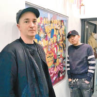 NIGO（右）邀請KAWS（左）為其創作的《THE KAWS ALBUM》畫作，於去年香港舉行的《NIGOLDENEYE VOL.1》拍賣會上創下過億元天價成交紀錄。