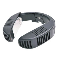 Thanko智能頸箍支援IP33防水防塵，全天候都啱戴。<br>售價：$980（c）