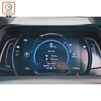 LCD儀錶板經過優化，顯示行車資訊的小屏幕改設於中央圓形速度錶內。