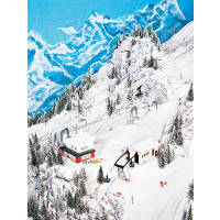 奧地利的阿爾卑斯山上有移動的纜車，營造出優美雪景。