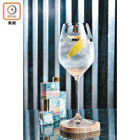 Gin & Tonic：氈酒加杜松子、檸檬皮等，簡約而添花香，男女皆宜。