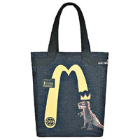 Jean-Michel Basquiat×EVISU《Pez Dispenser》牛仔Tote Bag $1,099（B）