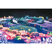 伊豆高原GRANILLUMI佔地約8萬平方米，以約600萬顆LED燈飾作布置。
