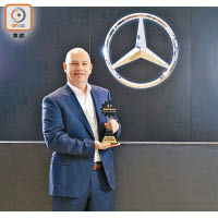最佳歐洲豪華行政房車Mercedes-Benz E-Class<br>梅賽德斯─奔馳香港有限公司行政總裁<br>President & CEO, Mercedes-Benz Hong Kong Limited<br>Mr. Andreas Buchenthal