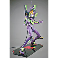 售價逾HK$21萬的初號機Human Scale Figure高2.34米，甫士勁有型！<br>HK$21萬