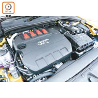 2.0L TFSI引擎採用AVS活瓣升程系統和熱效能管理技術，提升性能表現。