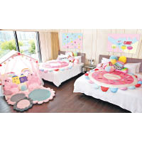「糖果派對」主題客房以粉紅為主調，房間充滿甜絲絲的布置，例如冬甩造型床鋪、糖果攬枕等，讓媽媽少女心爆發。