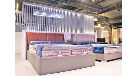 金美夢品牌店中店的裝潢設計，予顧客更高私隱度，寧靜享受床褥體驗。