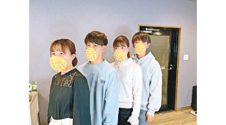 Mask Pan由三名對麵包甚為喜愛的大學生開發，出發點係「想一直聞着麵包的香味」。