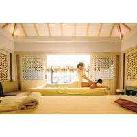 Resort內的The Spa讓你享受泰式按摩及各種美容療程。