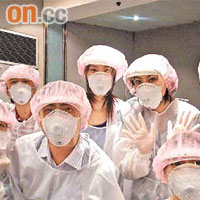 疫情逼近，台灣新光醫院昨啟動防護演習。 （本報台北傳真）