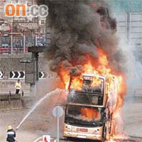 本港近年發生多宗巴士因機件故障而自焚的事件。