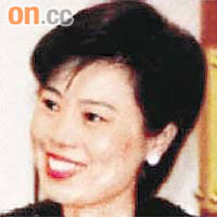 原告王美娜入稟香港法院指控三名繼子女疑侵吞遺產。（互聯網圖片）