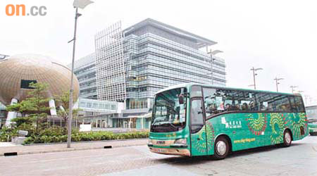 科學園「金蛋FUN FUN日」，設免費穿梭巴士，接載市民。