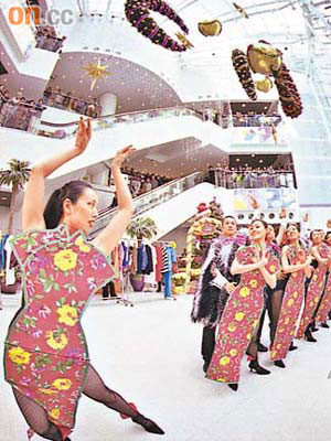 環境舞蹈《衣食住行》將以上海商場高貴時尚的環境作表演舞台。
