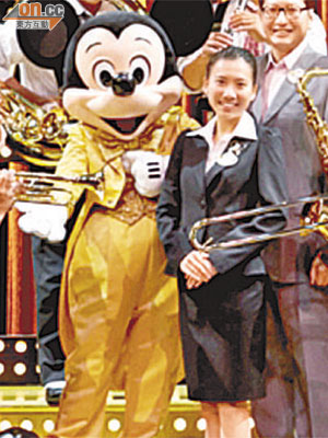 將成為香港迪士尼樂園親善大使的黎秋霞。