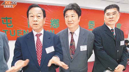 屯門鄉委會第二副主席曾展雄（右）有意挑戰劉皇發鄉委會地位。