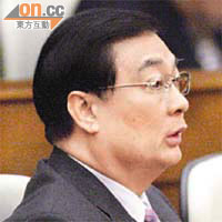 譚耀宗稱，爭取下周一或周二約晤曾俊華，游說對方修訂財政預算案。
