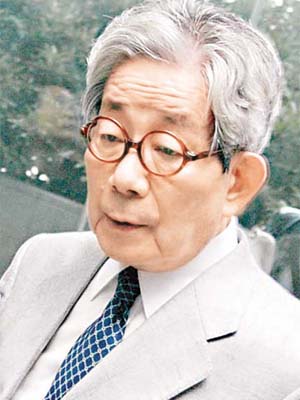 大江健三郎曾經撰寫作品呼籲廢除核武。	（資料圖片）