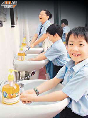 猩紅熱患者多屬兒童，多洗手是有效預防方法。