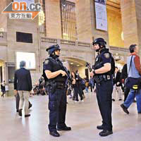 美國當局要求鐵路部門提高警覺，紐約警方在拉登死訊傳出後亦加強車站保安。	（資料圖片）