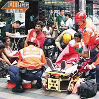 尖沙咀重慶大廈日前發生火警，多名住客逃生。