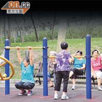 香港人口老化嚴重，患老人癡呆症人口愈來愈多。（資料圖片）