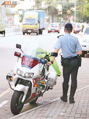 警方有責任採取執法，確保道路暢順。	（資料圖片）