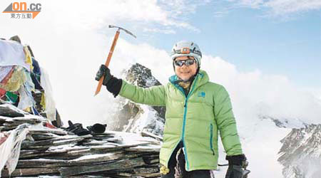鍾建民成功攀上海拔六千幾米嘅印度高山。