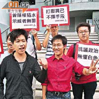 黃俊杰（前排左）及黃浩銘（前排右）上周剛獲判無罪，律政司旋即決定上訴。	（資料圖片）