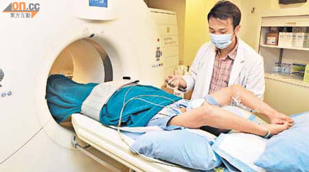 電腦掃描可有效診斷患者皮下組織有否出現氣腫，從而確診福耳尼埃氏壞疽。	（資料圖片）