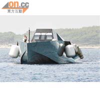 李建勤的超級快艇「Wally Power」在亞得里西海出沒，引起外國傳媒注意。