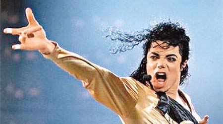 MJ在舞台上的風采，令人懷念。