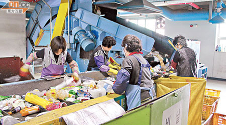 南韓政府為推動環保企業，鼓勵回收商於不同區域開設回收場。（地球之友提供）