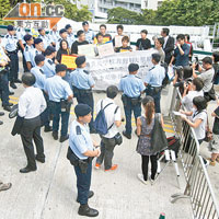 李克強訪問港大當日，有過千名警員進駐校園。