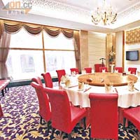 私人宴會廳「北京」，是老上海酒家最豪華的廳房。