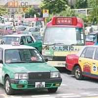 車用石油氣加價增前線司機營運成本，影響生計。