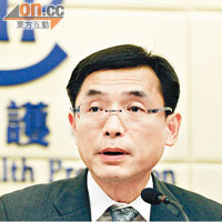 廖慶榮表示，醫管局今日起以電話或電郵方式通知一百四十名病人。