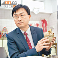 中大解剖室主管陳新安教授