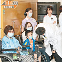 三名「身中有Carman」的受惠病人，陳女士（左起）、Sky及心儀呼籲公眾支持器官捐贈，令更多病人可像他們一般幸運。