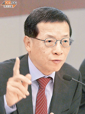 機管局行政總裁許漢忠（圖）和貿發局總裁林天福年薪均超過六百萬元。（資料圖片）