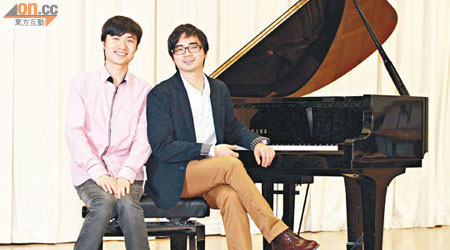 李軒和李昇（右）患有嚴重眼疾，卻無礙他們在音樂成就非凡造詣。
