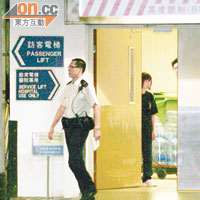 警方昨早曾派人到養和醫院，了解陳廷驊的死亡報告。（許錦雄攝）