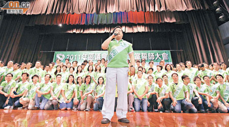 黨主席何俊仁在選舉前夕兩度被揭漏報利益，影響整個黨及其他候選人形象。（資料圖片）