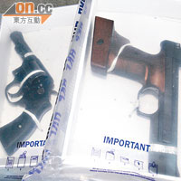 被告無牌收藏的左輪手槍（左）以及氣槍（右）。