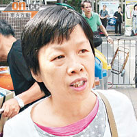 港人點睇：羅女士（上水居民）<br>「逐個人磅重同埋量度行李大細嘅措施冇咩用，阻住好多人入閘，應該懷疑邊個有問題先抽驗會好啲。」