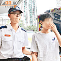 男子被勸服打消死念，送院檢驗。（郭錦良攝）