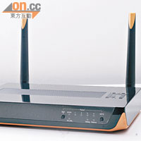 不少人於寓所安裝路由器（Router）分享無線WiFi上網。